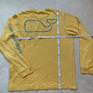 Vineyard Vines long sleeve t-shirt sz. M